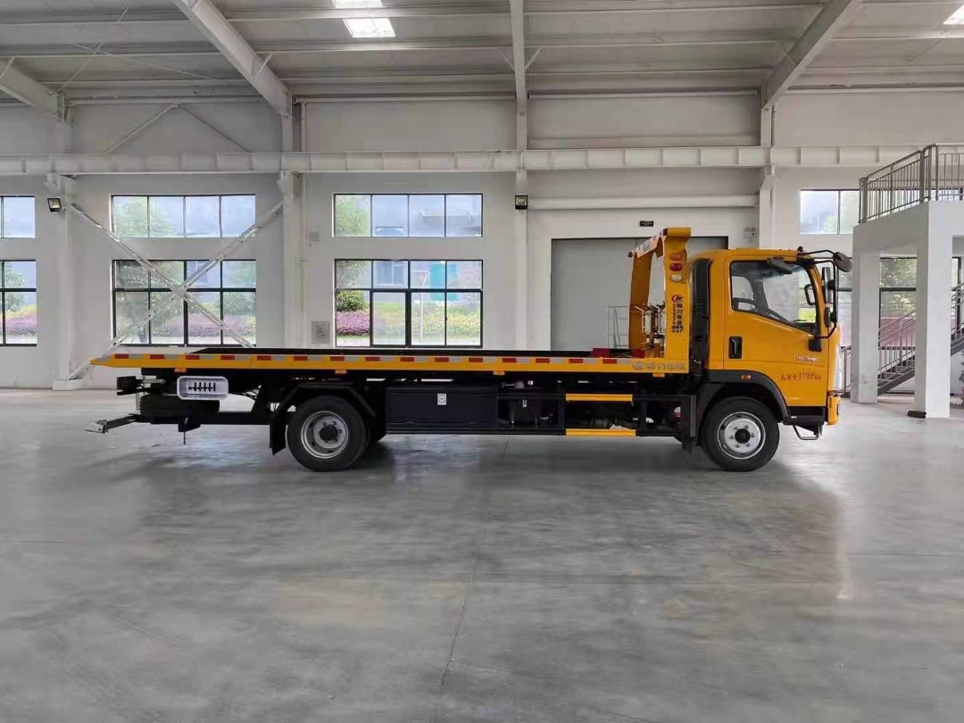 豪沃4500軸距精品清障車(chē)