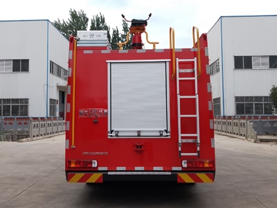 8噸水罐消防車(chē)（7簾門(mén)）