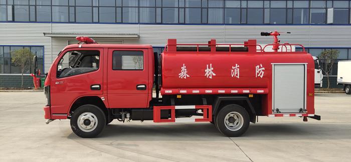 東風(fēng)雙排座4噸消防灑水車（國六）