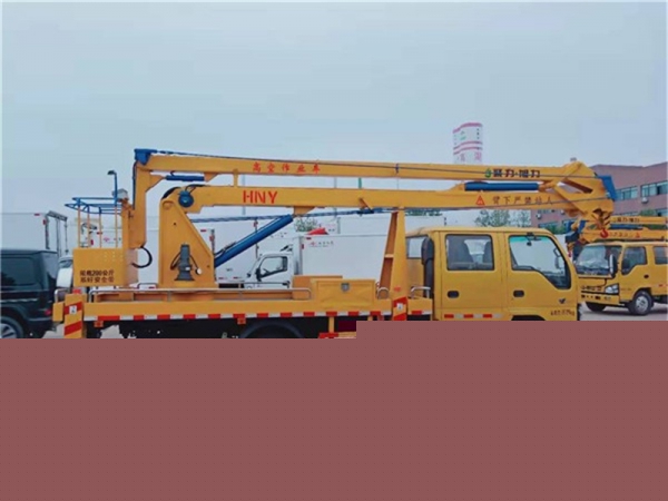 國六五十鈴18米高空作業(yè)車